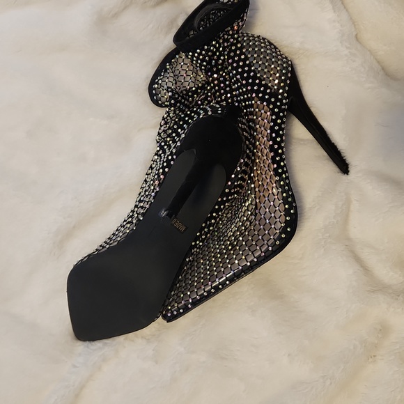 Size 9 jeweled booties - Picture 2 of 4